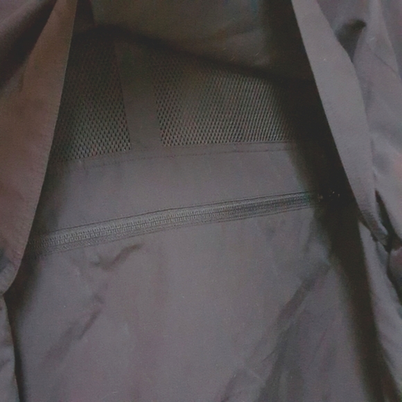 M L.L. BEAN "THE TRAVELER" RAINY WEATHER BLACK HOODED PACKABLE PARKA COAT - Picture 6 of 12